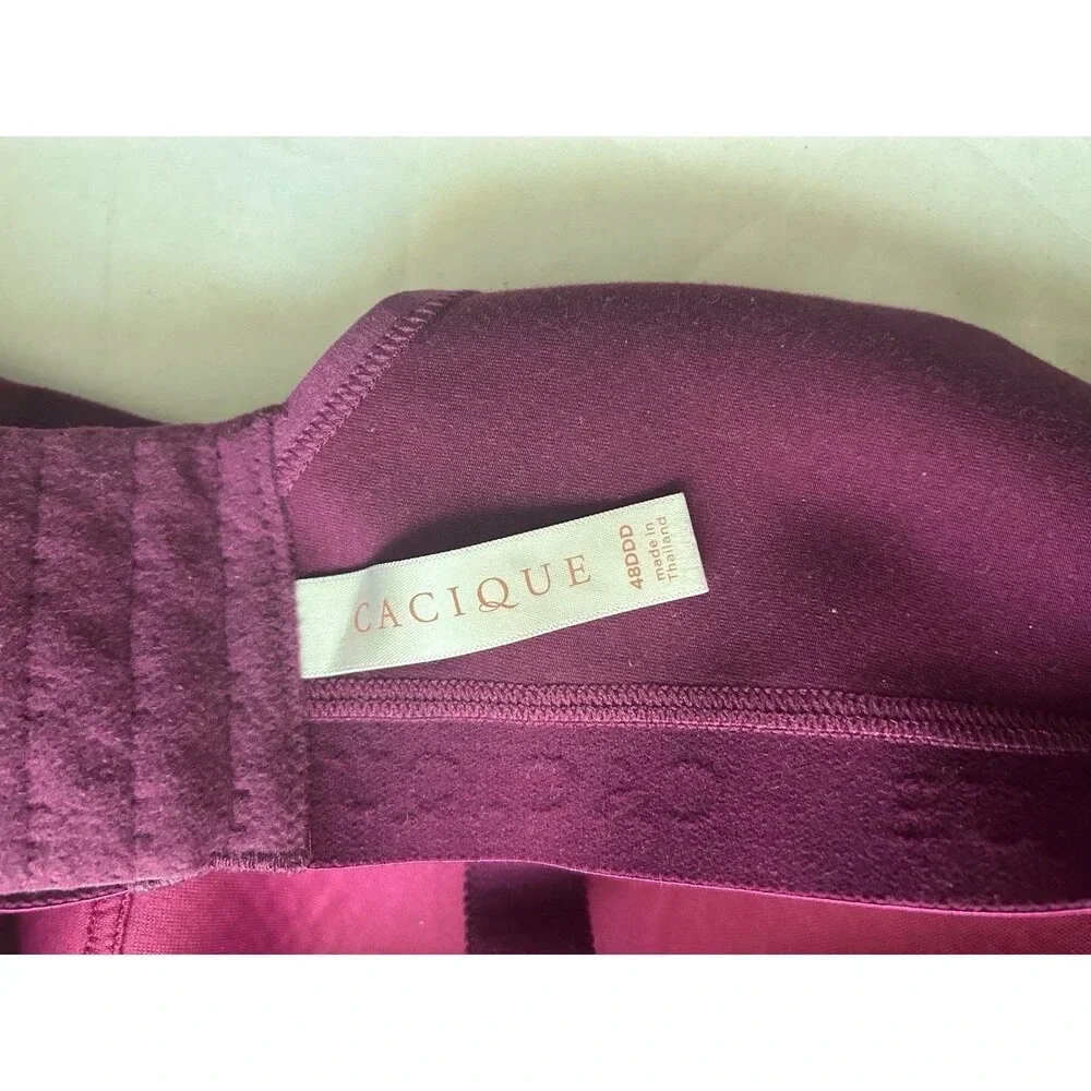 Cacique Lightly Lined No-Wire Bra size 48DDD